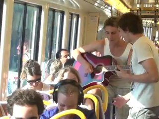 Situations gênantes dans le train