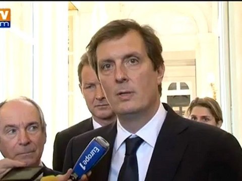 Chartier : Nous sommes tous membres de l'UMP