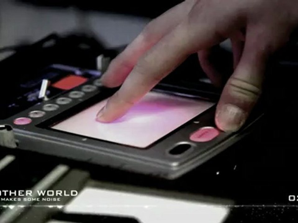 [Live Dubstep] Pierre Makes Some Noise - Another World (free dl link in the description)