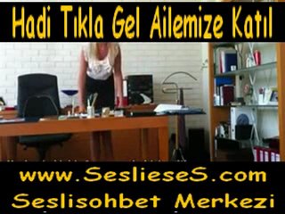 Sekreter Dediğin Böyle İstifa Eder