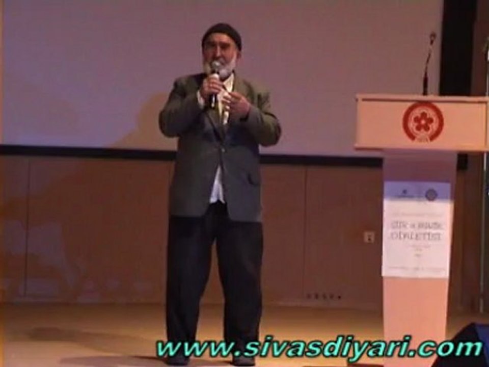 Mustafa Altınay-Sivas şair ve yazarlar drneği-Ögretmenler güünü şiir dinletisi-www.sivasdiyari.com