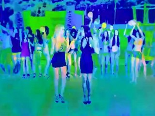 Sonia & Selena - Yo Quiero Bailar Extend