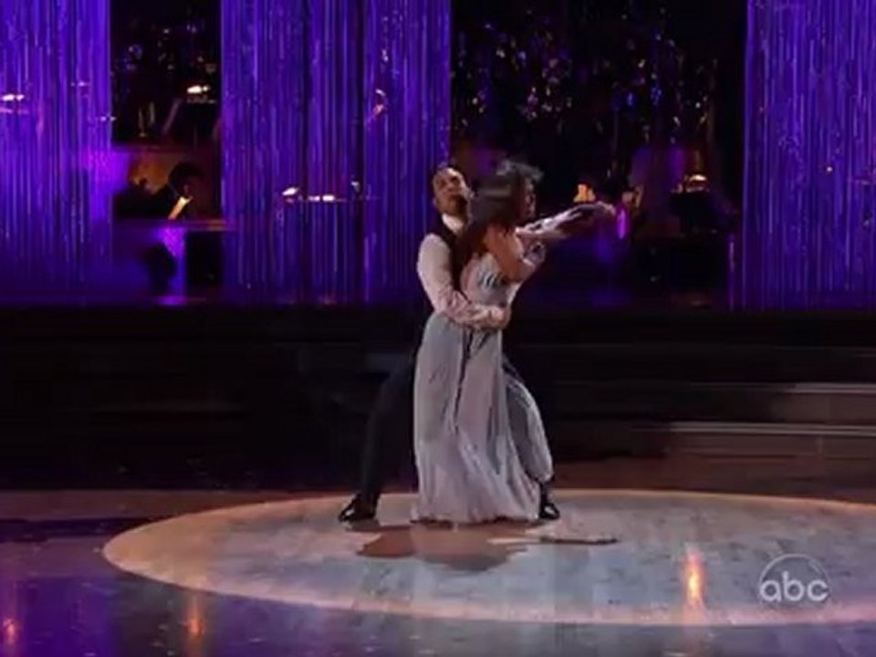 Dancing With The Stars: Karina Smirnoff and Apolo Ohno put on a show for  Dodgers fans