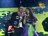 Nariz Bola Canta en Premios Fama