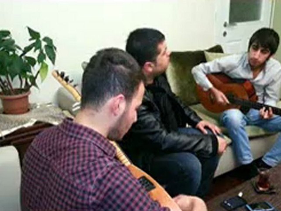 SÜPER SES BOMBA TÜRKÜ YEP YENİ - Benim Sevdam Bana Kalsın