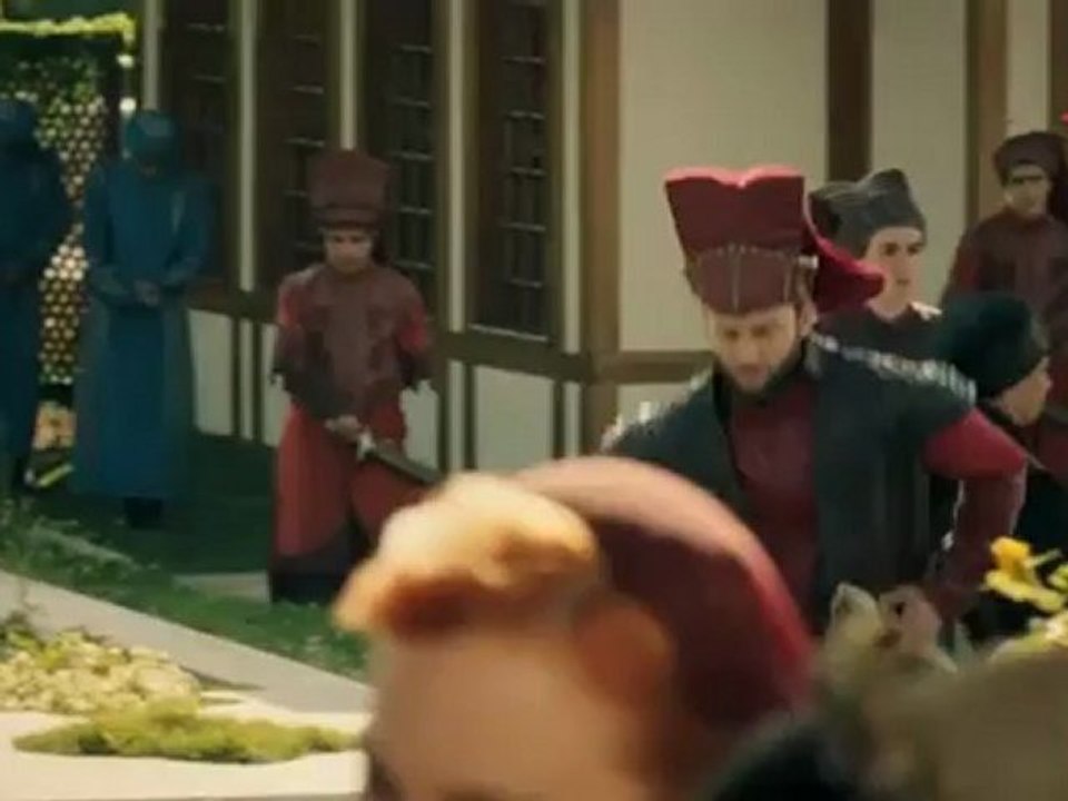 Hanedan, Şehzade Mehmet'in Yaralandığını Öğreniyor!