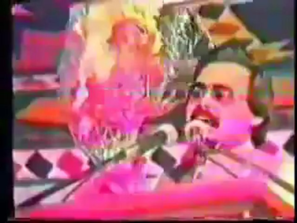 MQM KA MUFT BAZAAR