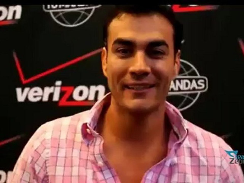 David Zepeda @davidzepeda1 entrevista durante su visita en LA Verizon