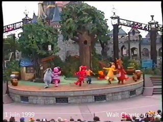 disneyland paris spectacle de winnie avec joséphine 1 juin 99