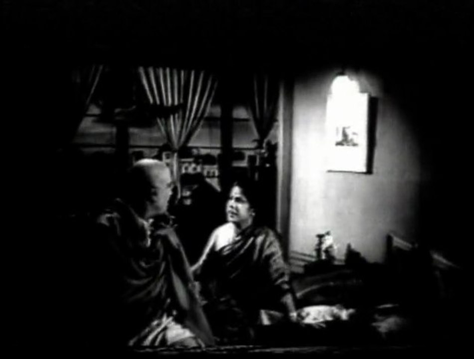 Inti Guttu - 4/12 - N.T.Rama Rao & Savitri