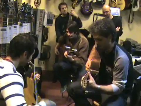 Les Doigts de l'Homme -Camping sauvage à Auschwitz -