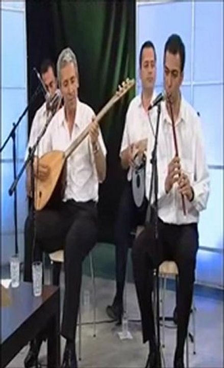 Üstat Cahit UZUN-Türkiye'nin Tezenesi-Reşat ŞAHİNOĞLU (Kanal B) Dostum dostum,Aklım ermedi,Bir güzelin aşığıyım erenler