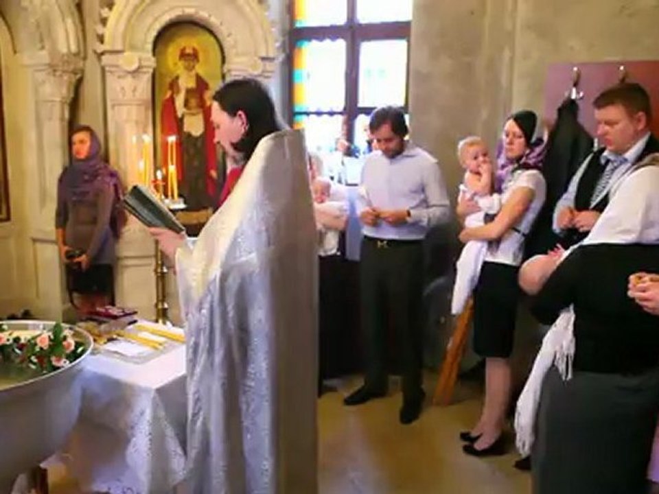 Клип с крещения Марии - 20 апреля 2012