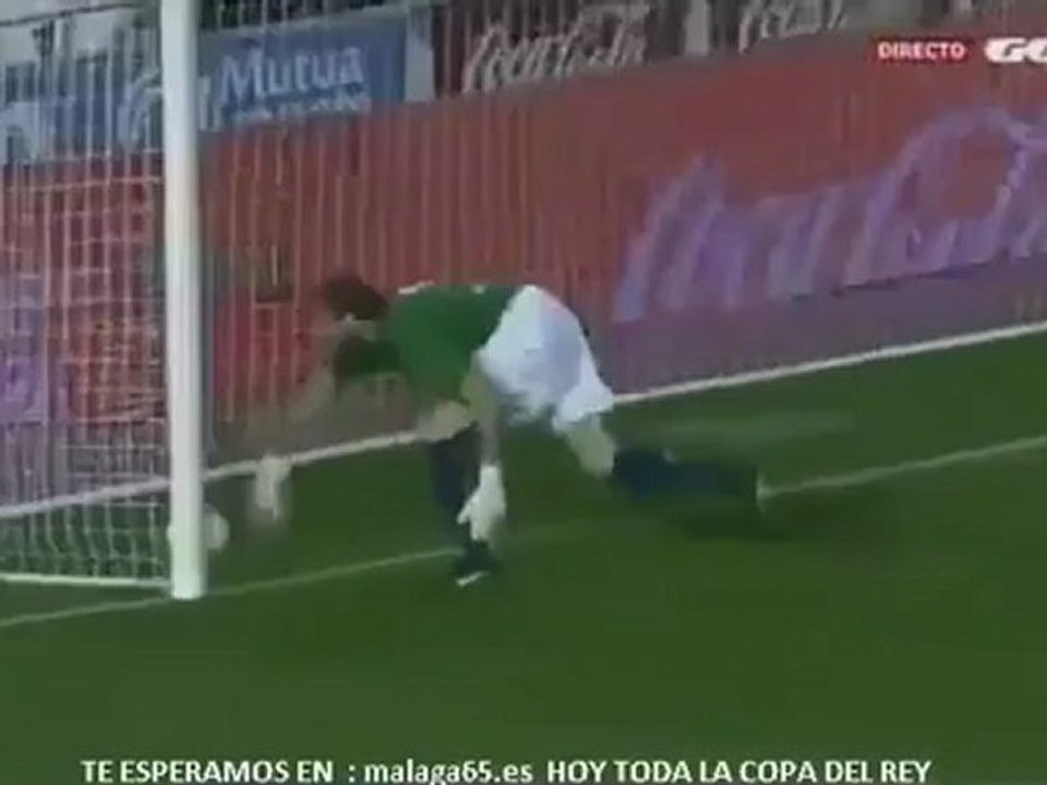 But incroyable d'Adil Rami copa del rey Valence lobe de plus de 50 mètres.