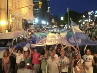 'Hermanos' insatisfeitos com Kirchner