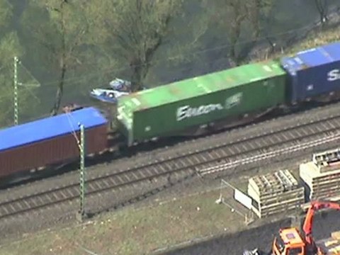 Züge bei Brohl-Lützing und Oberhammerstein, BR145, 2x BR152, 3x BR185, BR460, 2x BR425