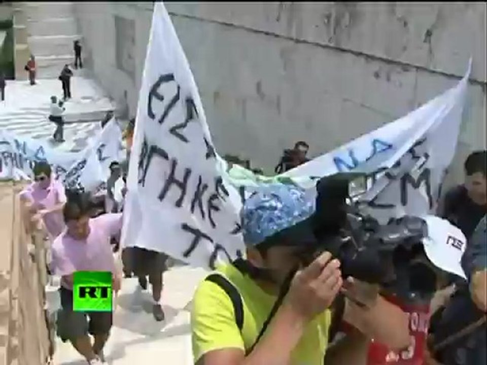 Greece Union Strike: Video of violent riots in Athens, police clash with masked youths
