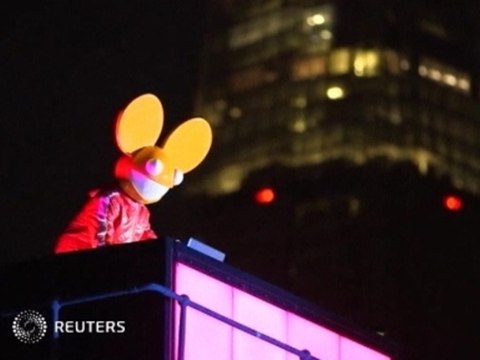 Canadian DJ deadmau5 sets London street aglow