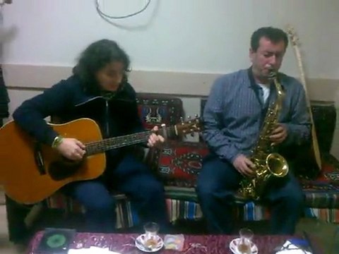 Aşık VEYSEL,in-Uzun ince bir yoldayım-( Grup az bulutlu ) Solist: Paula Darwish