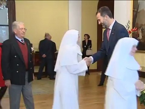 El príncipe se reúne con la colectividad española en México y con personalidades de la sociedad mexicana