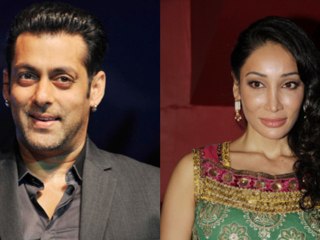 Sofia Hayat To Do Item Song With Salman !