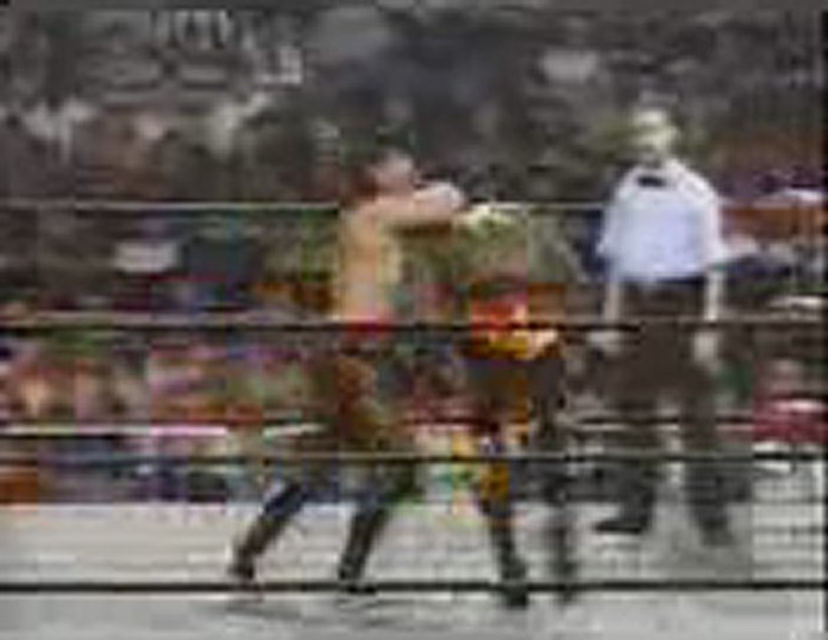 (04.28.1998)  Booker T vs. Eddie Guerrero with...