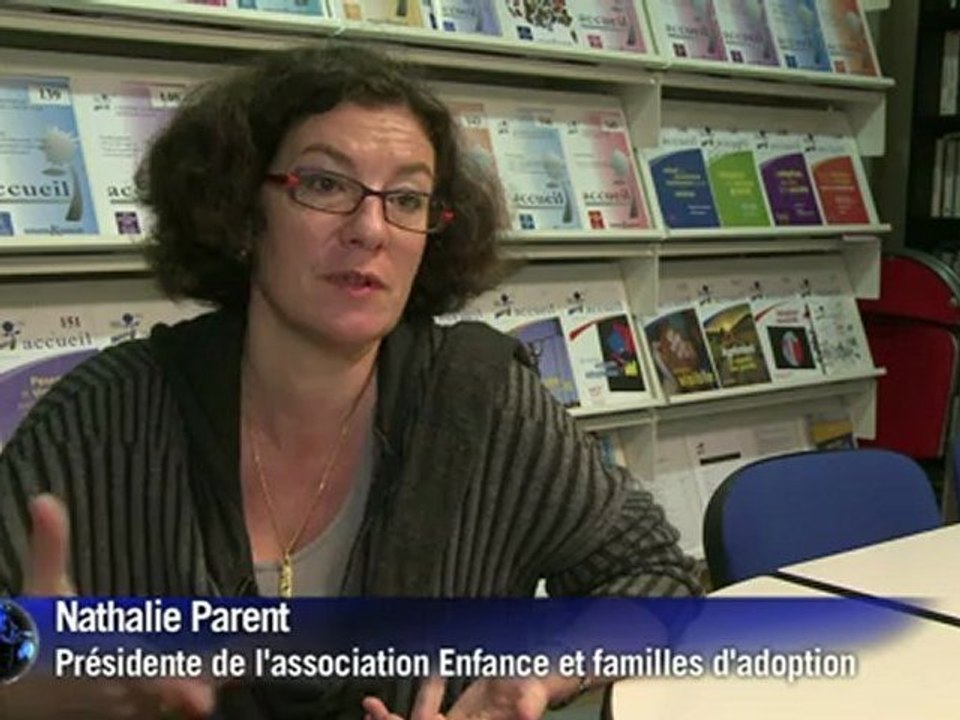 Arche de Zoé: les associations pour l'adoption...