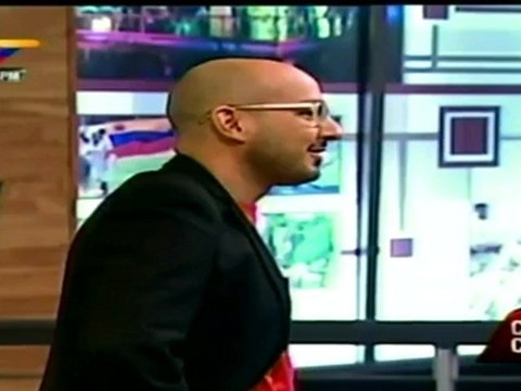 (Vídeo) Cayendo y Corriendo del Día Miércoles 28 de noviembre, 2012 (2/3)