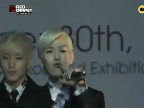 B.A.P No Mercy & Crash @Red Carpet Performance M A M A
