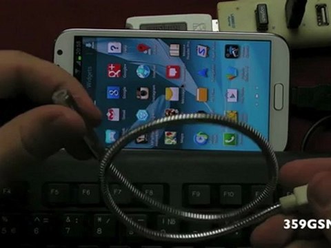 Samsung Galaxy Note II - charger, USB storage, wireless keyboard and mouse etc