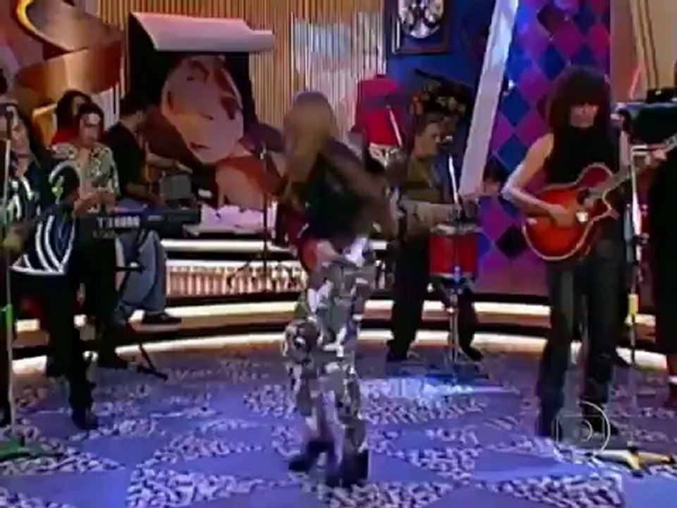 Deborah Blanco relembrando momentos no TV Xuxa em 2012