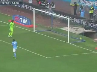 Goal di Marek Hamsik Napoli 2-0 Pescara 02-12-2012
