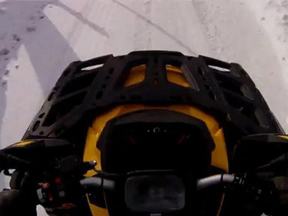 Can am Outlander 1000 MAX XTP 2013 Pilotage sur neige