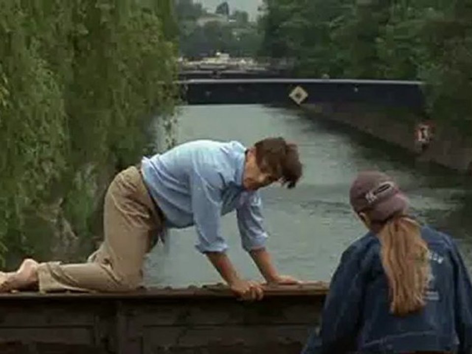 Berlin, Berlin [1x04] La gran fugida