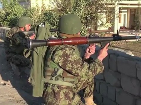 Ataques suicidas no Afeganistão