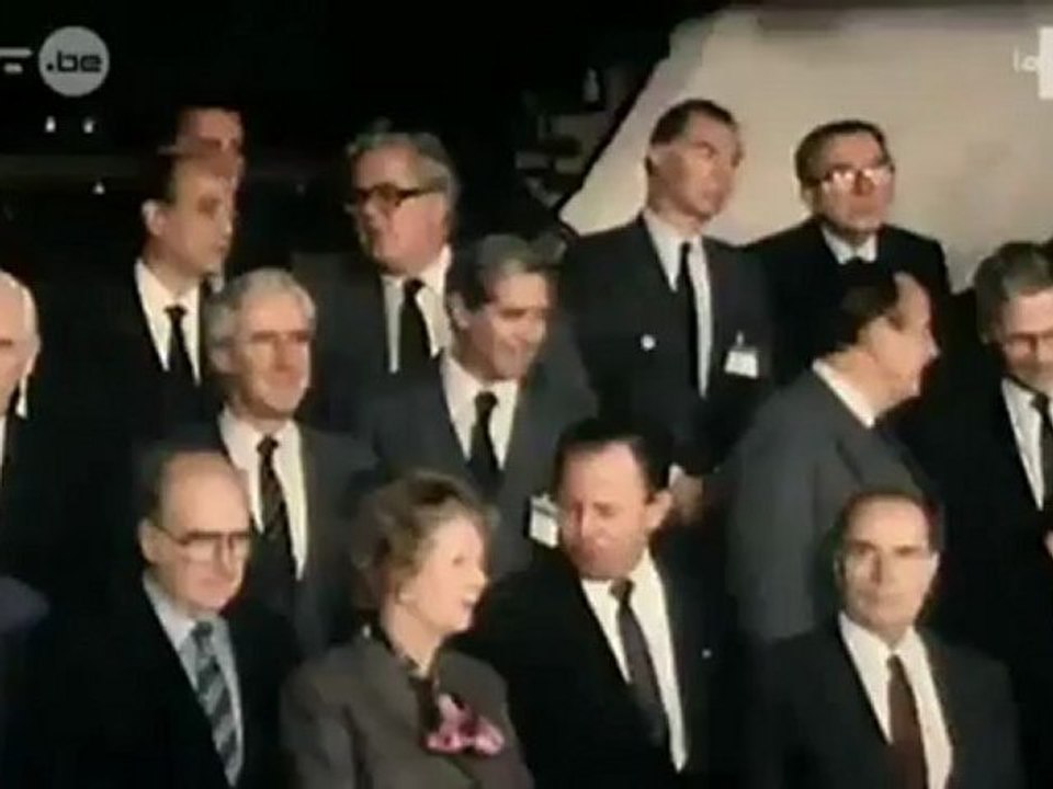 Brussels Business [Film Complet]   Qui dirige vraiment l'Union Européenne  - YouTube