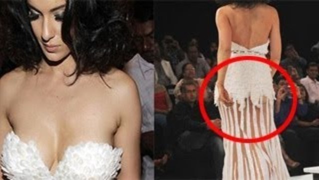 Hot Kangana Ranaut Wardrobe Malfunction