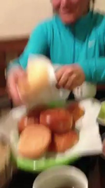 Come  comeee  comeeeeeeeeeee