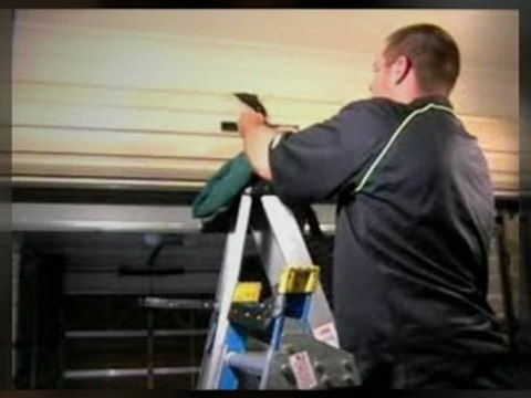 Garage Door Lock Repair Service