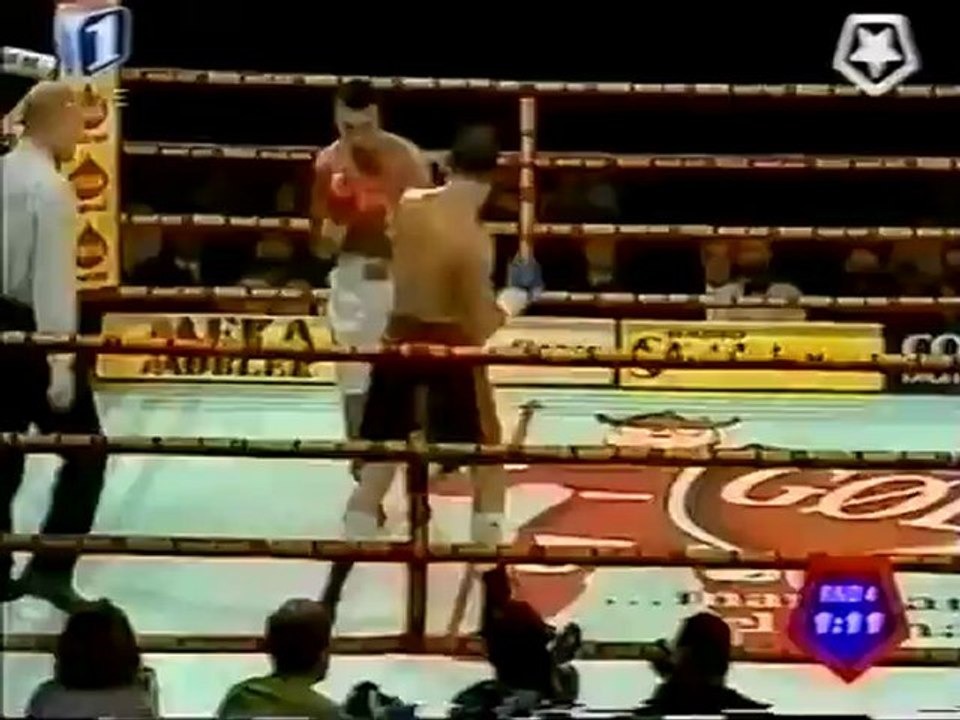 2000-09-01 Mikkel Kessler vs Tony Menefee