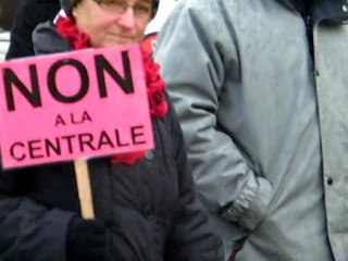 ...ça défile tranquille...