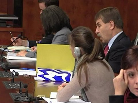 Genève: réunion sur l'interdiction des mines antipersonnel