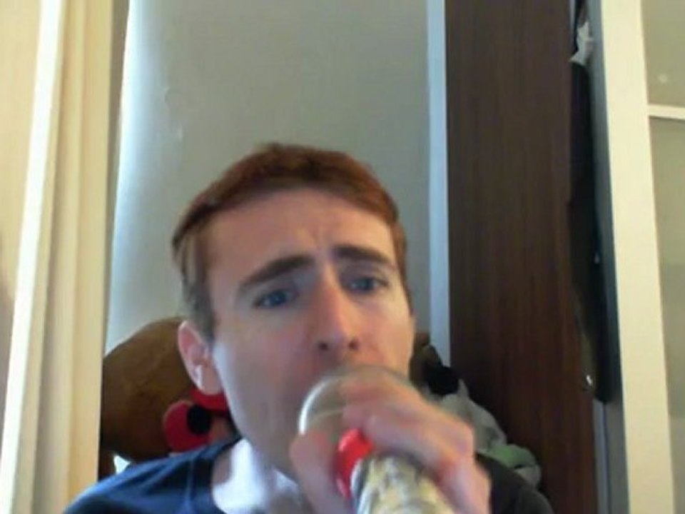 Wiwi égratigne "Marcelle" de Jean Louis Aubert