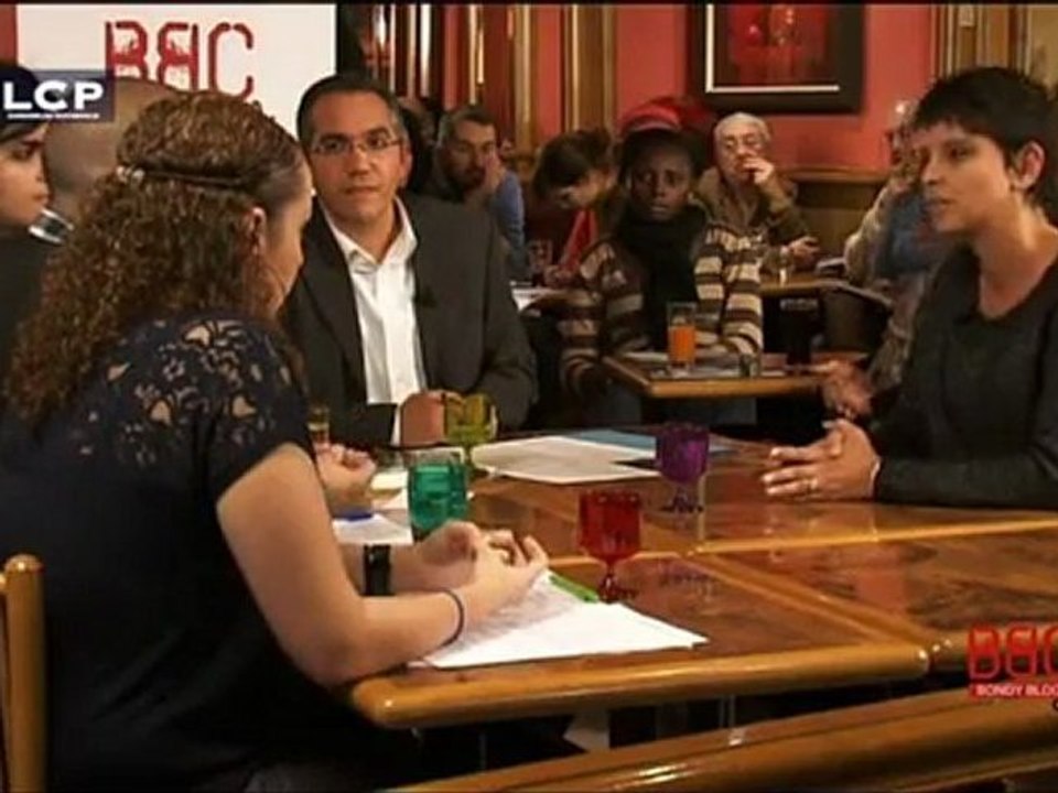 Najat Vallaud-Belkacem invitée de "Bondy Blog Café"