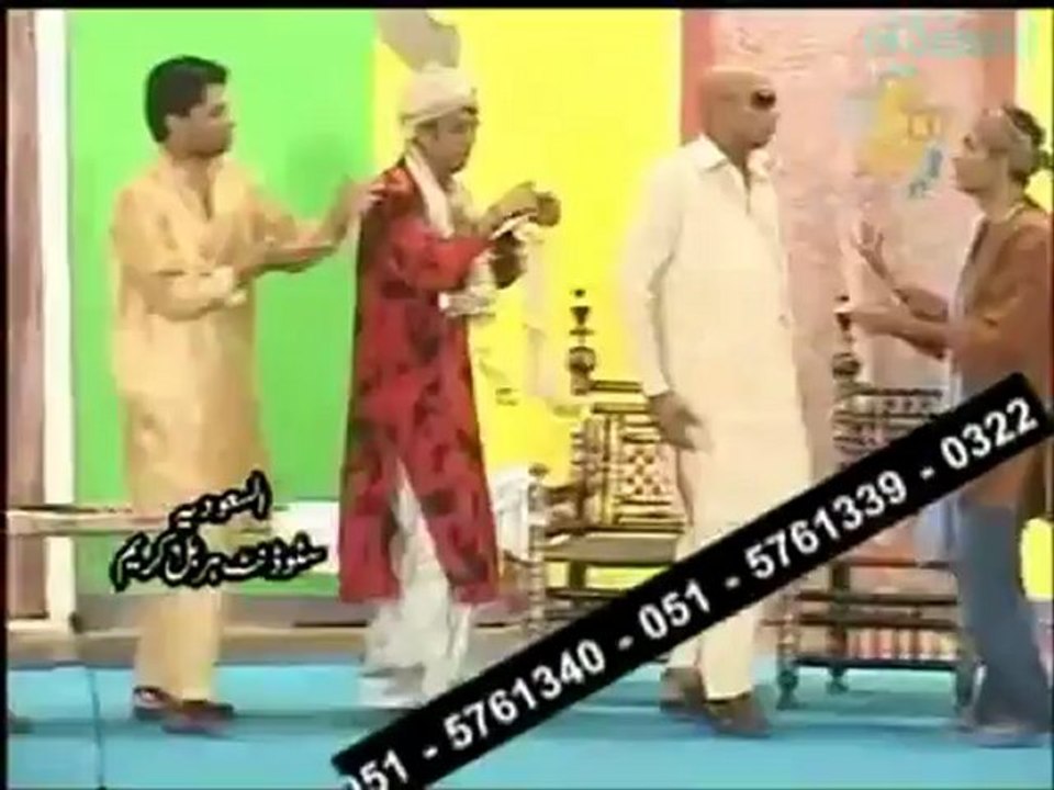 SIYAANE PAGAL - New Pakistani Punjabi Stage Drama_clip2