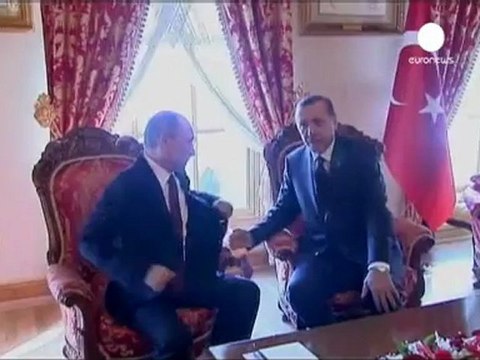 La crisi siriana al centro di un incontro a Istanbul tra...