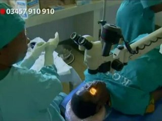 Red Nose Day 2011 - David en Uganda 2