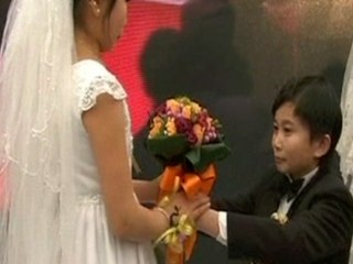 Seven Couples Suffering From Dwarfism Marry In Group Wedding