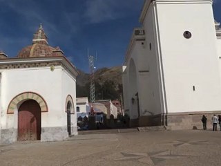 Bolivie- Copacabana: Benediction des voitures.