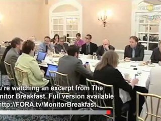 Geithner Praises Warren for Consumer Watchdog Agency